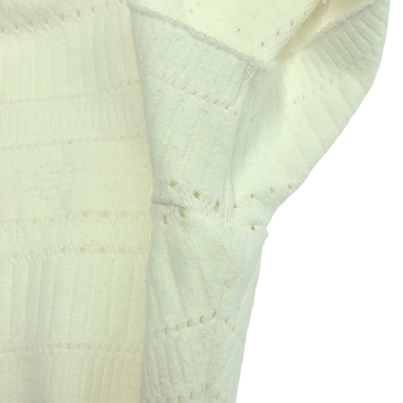 Chanel White Short Sleeve Knit Rayon P 07402v 0557