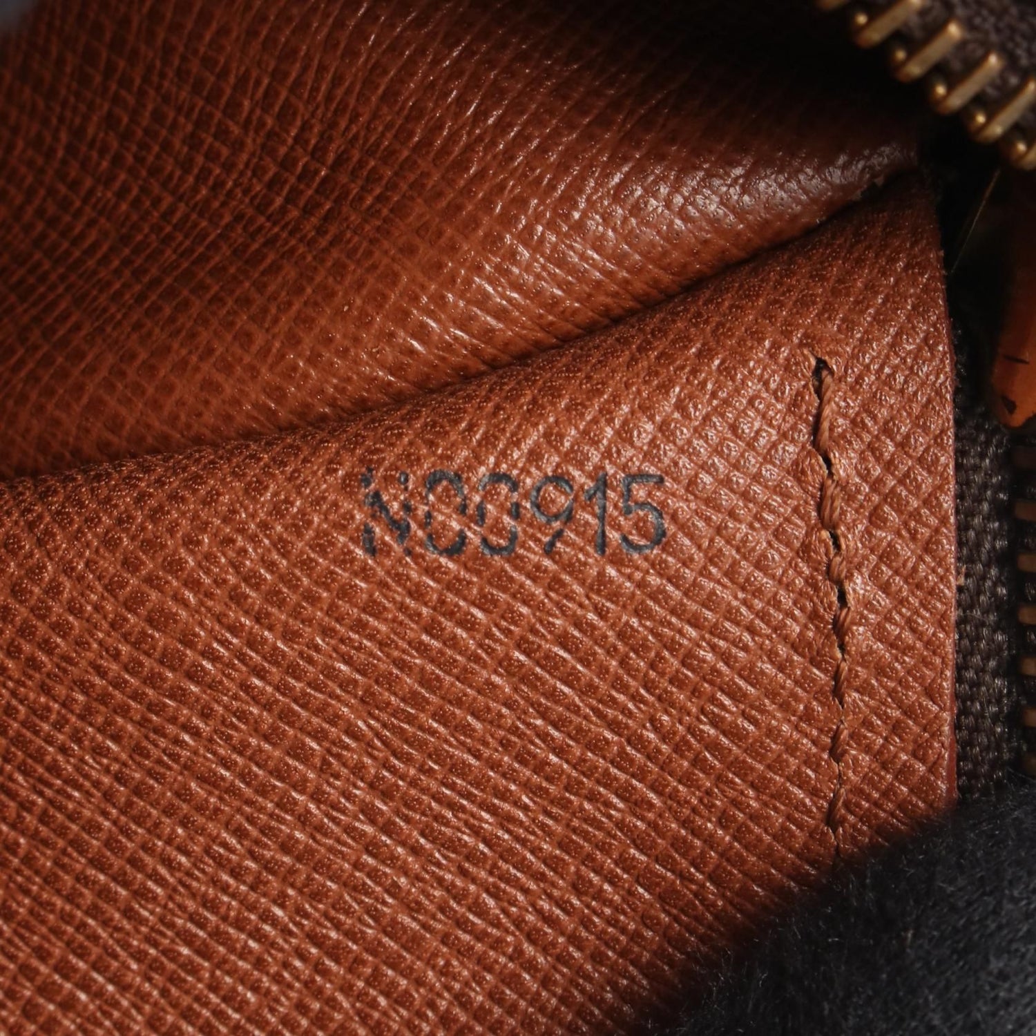 Louis Vuitton Papillon 26 Old Model Brown Handbag M 51366