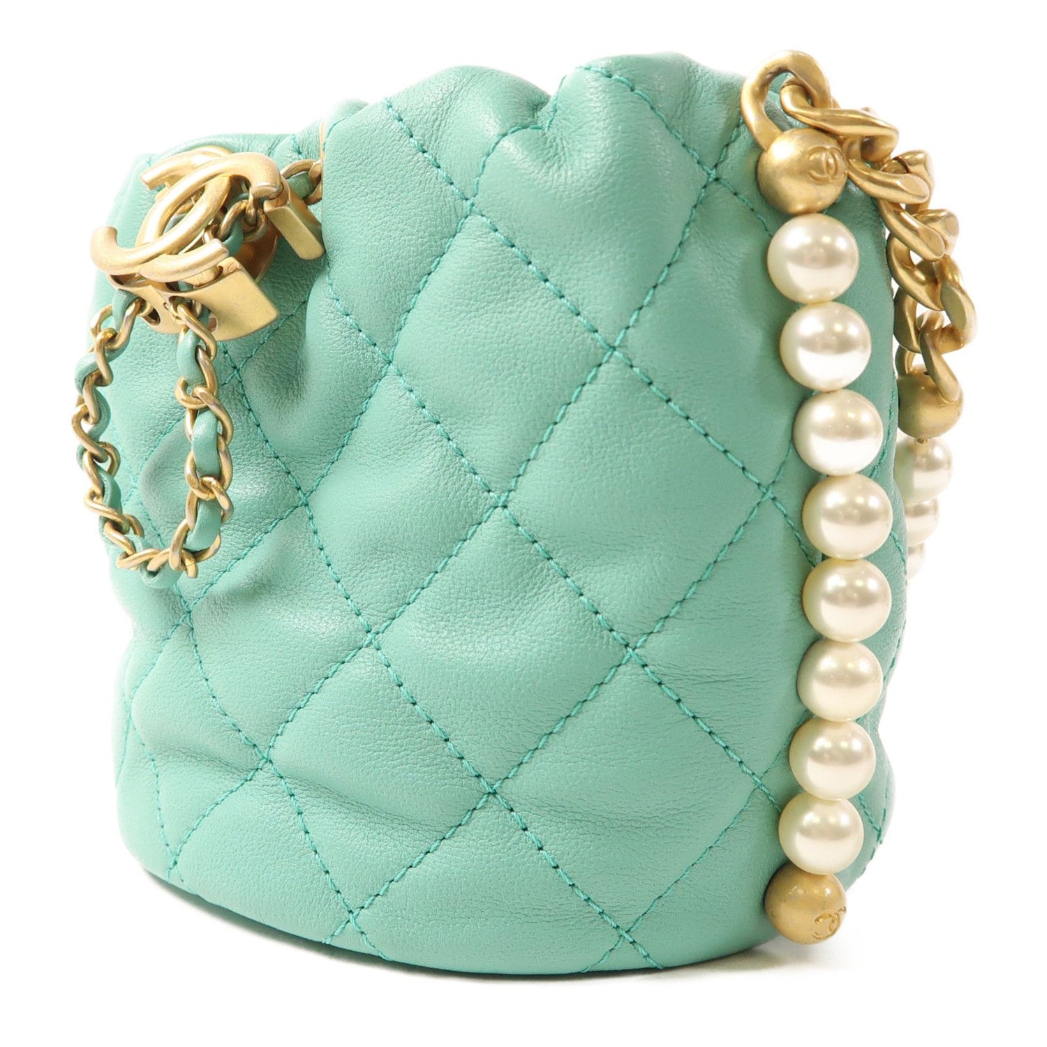 Chanel Green Sheepskin Leather Pearl Bucket Golden Shoulder Bucket Shoulder Bag Lambskin (sheep Leather)