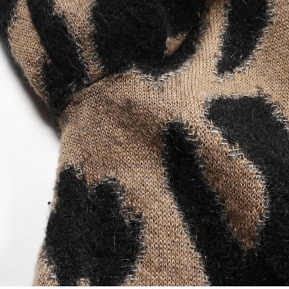 Chanel Brown Black White Coco Mark Knit Cashmere Moheya P 75361k 10782