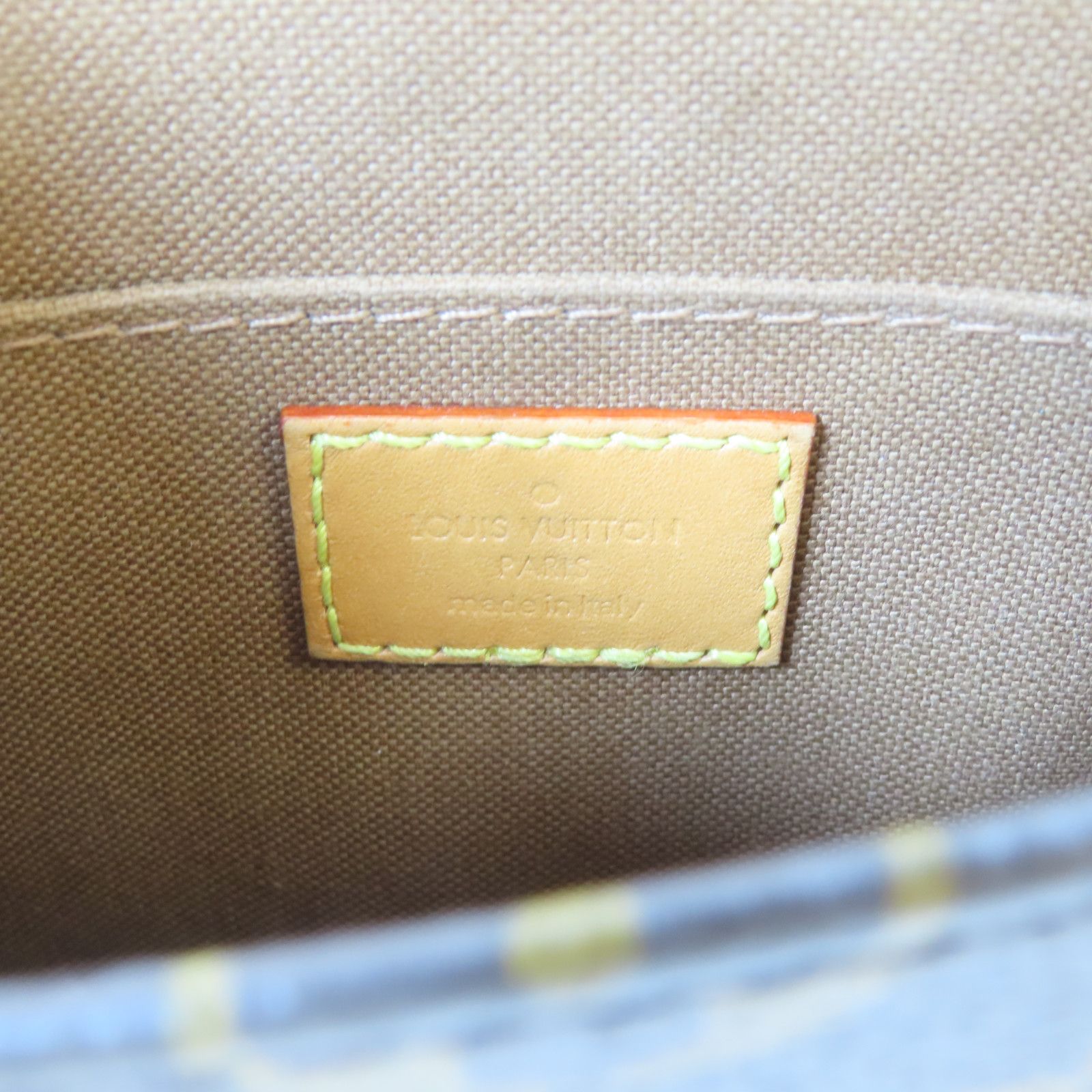 Louis Vuitton Petit Sac Plat, Monogram