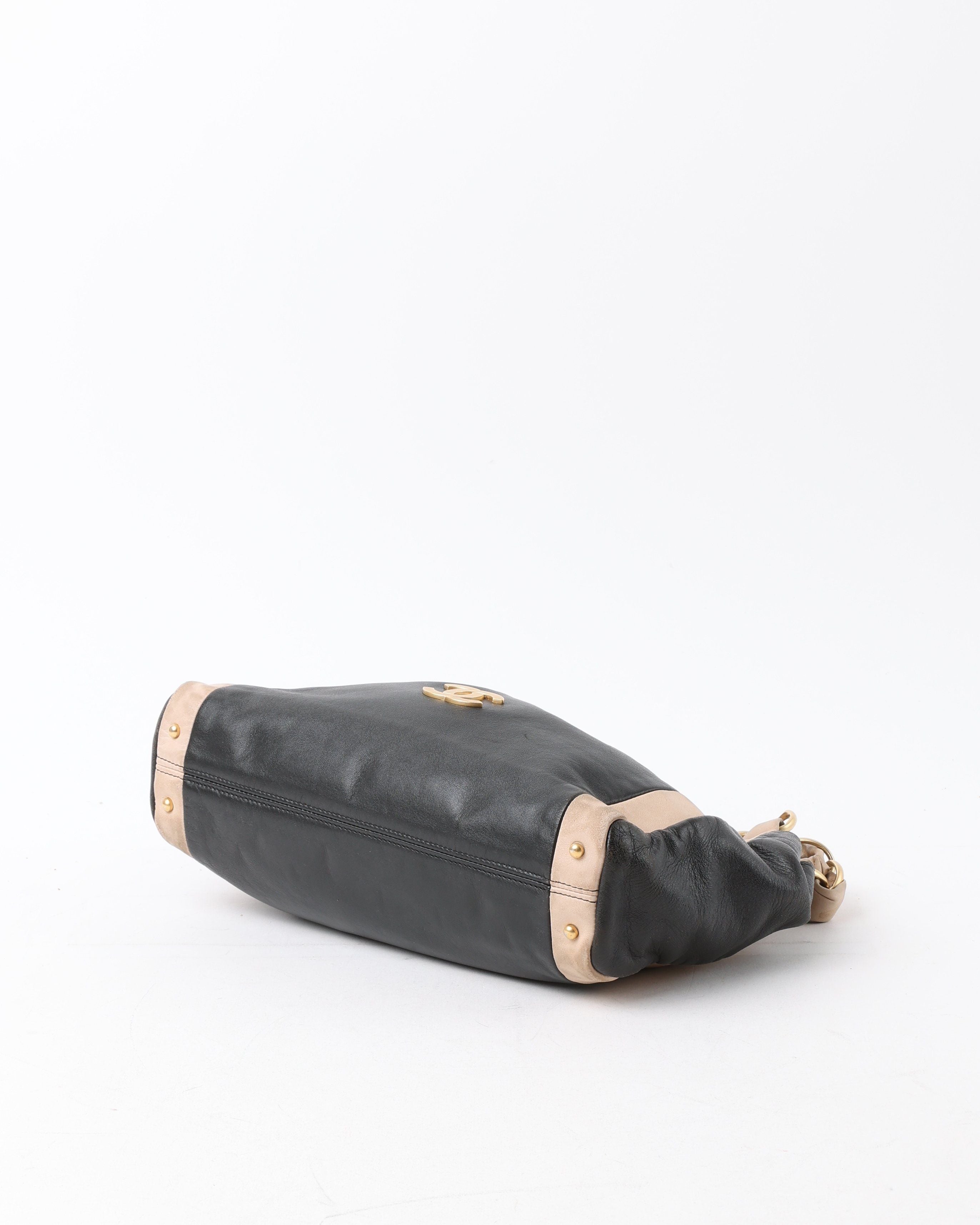 Chanel Olsen Cc Hobo Bag