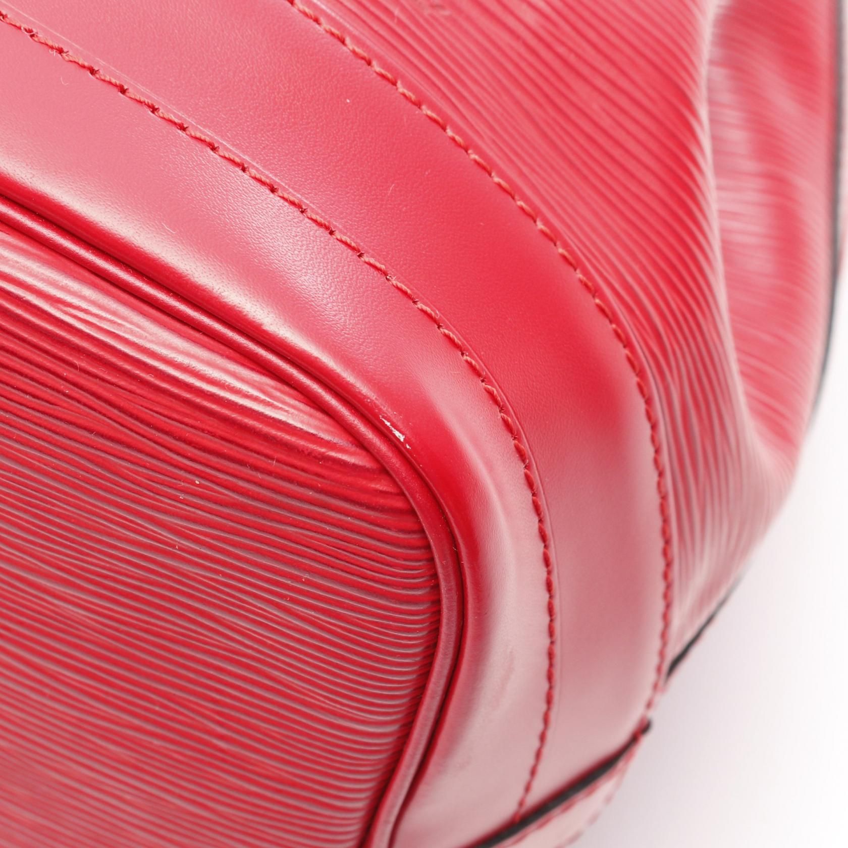 Louis Vuitton Noe Castilian Red Red Shoulder Bag M 44007