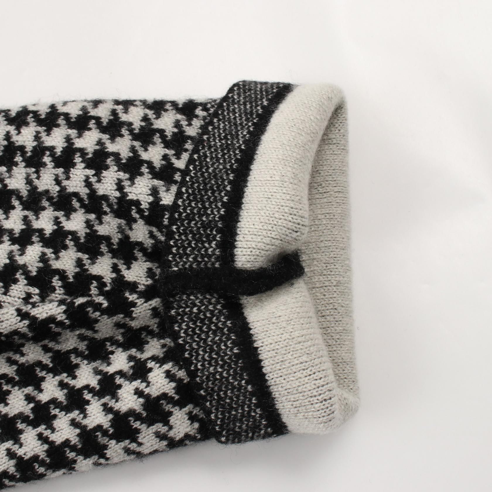 Dior Hoodie Black White Cashmere 014s 92am 035