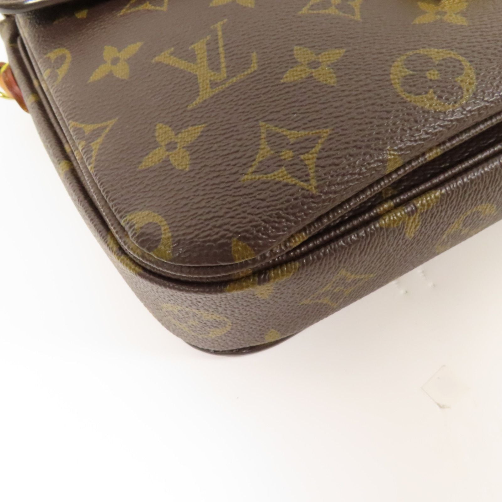 Louis Vuitton Pochette Metis, Monogram