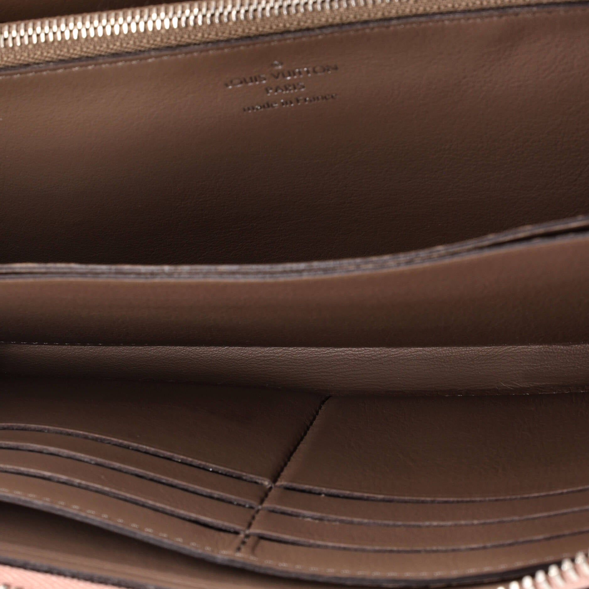 Louis Vuitton Comete Wallet Leather Long