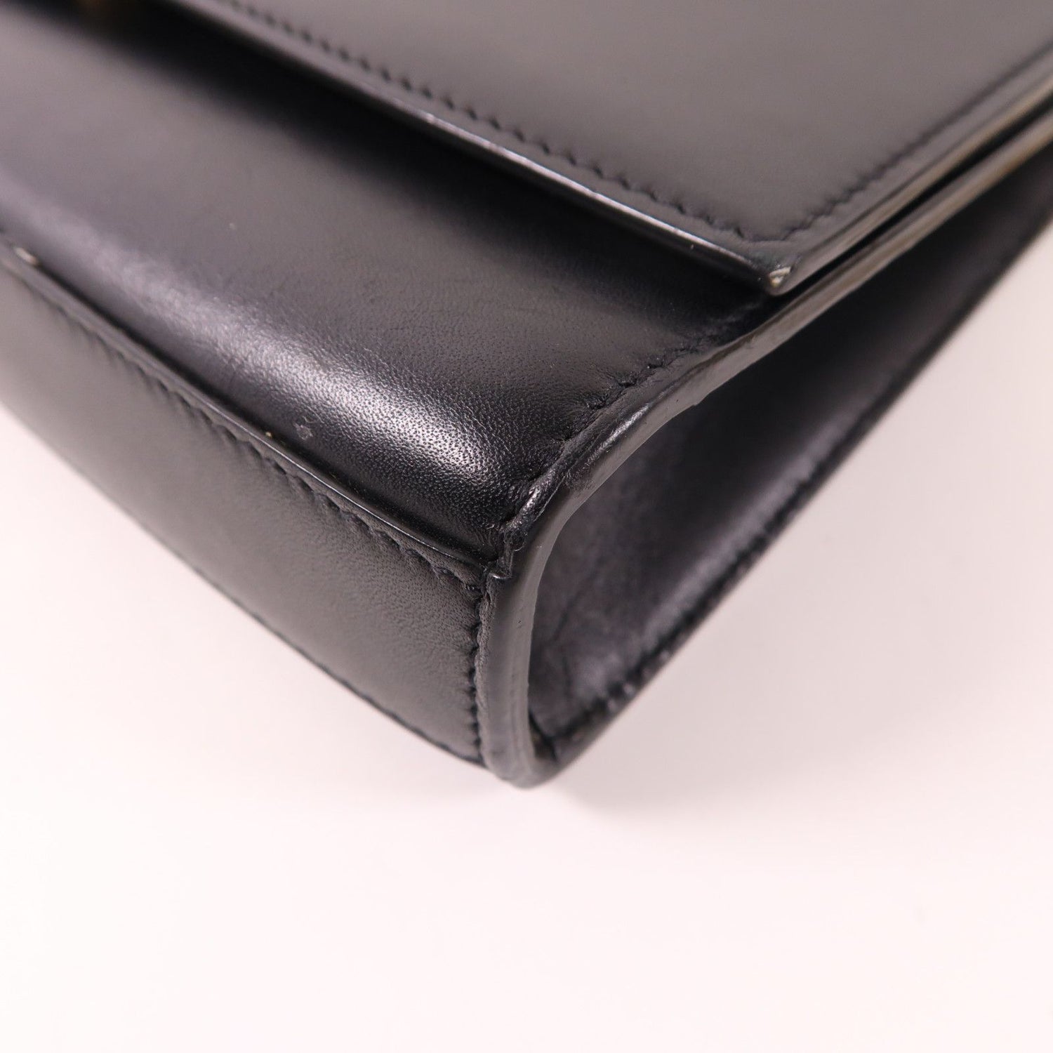 Saint Laurent Cowhide Leather Shoulder Bag Black Calfskin (cowhide) 470428