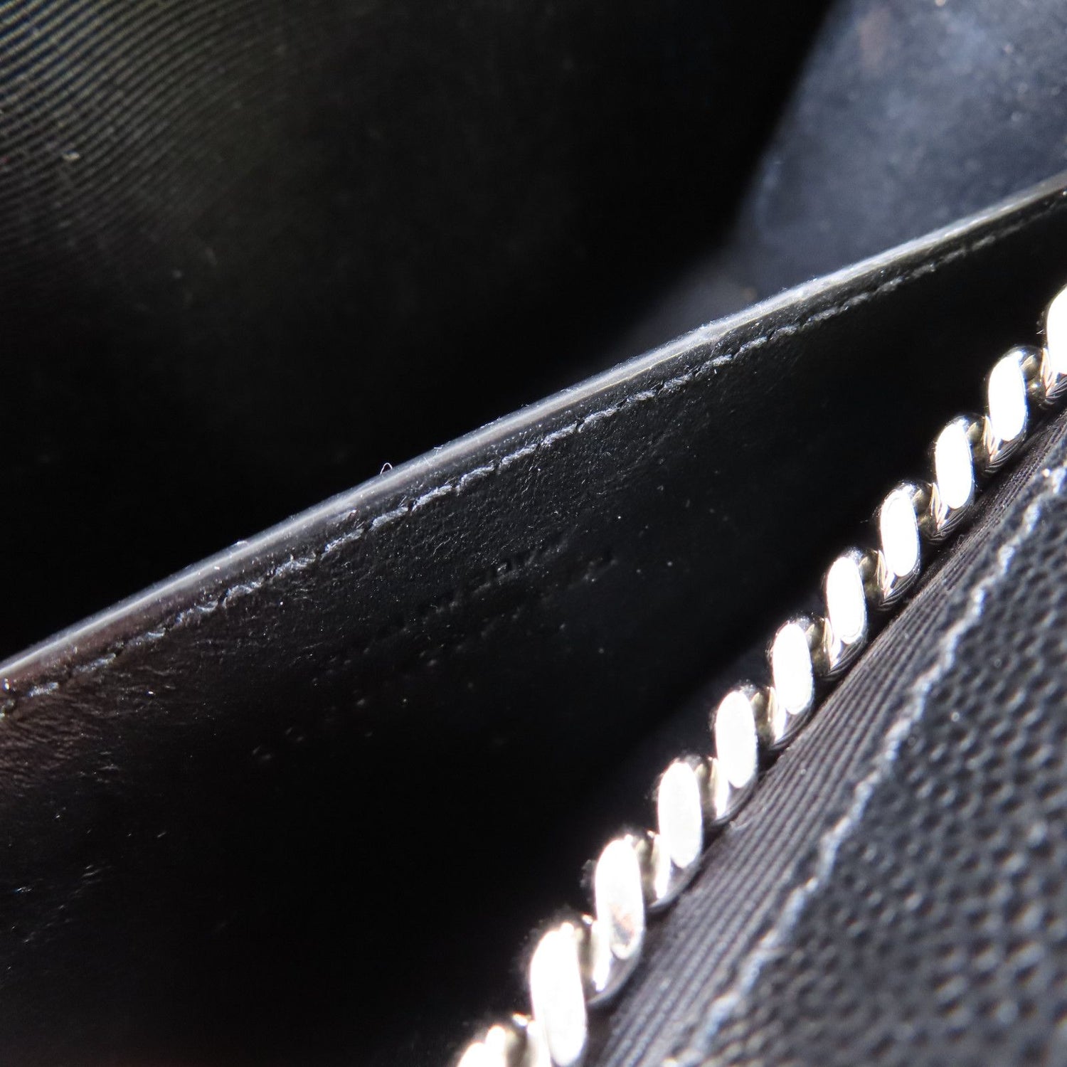 Yves Saint Laurent Kate Shoulder Bag