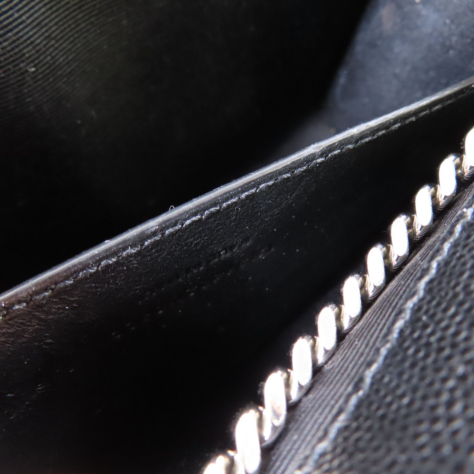 Yves Saint Laurent Kate Shoulder Bag