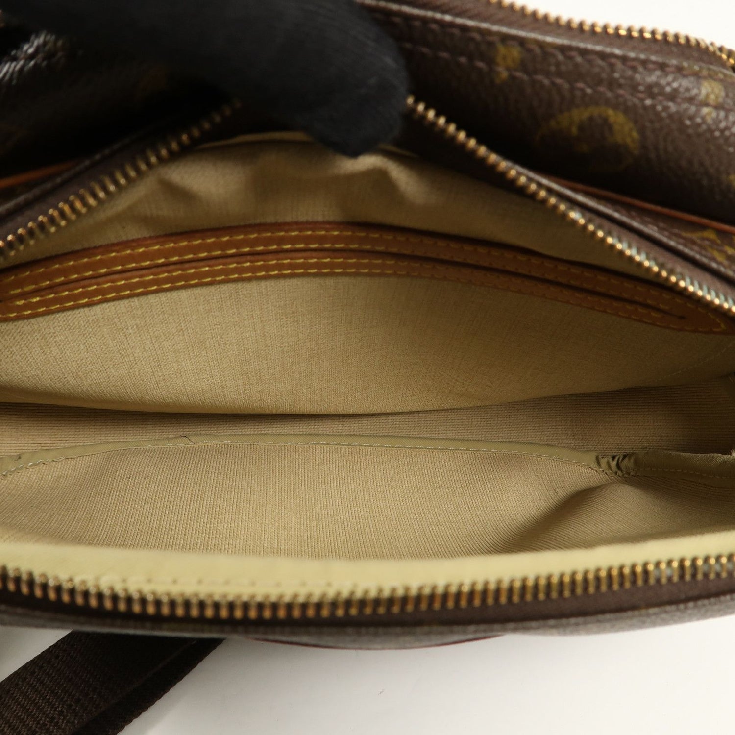 Louis Vuitton Reporter PM, Monogram