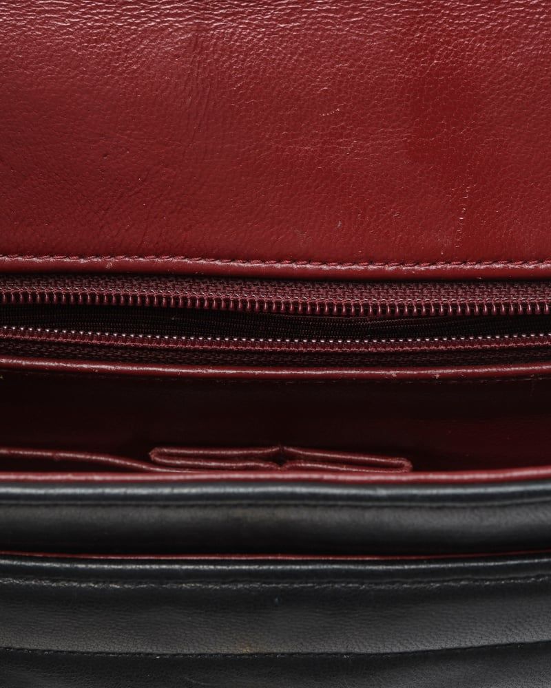 Chanel Circle Cc Horizontal Single Flap Crossbody Bag