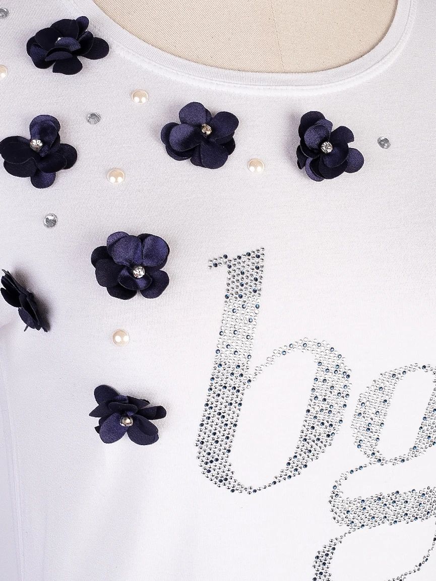 Average Blugirl Folies White T-Shirt Size S with Floral Embellishments