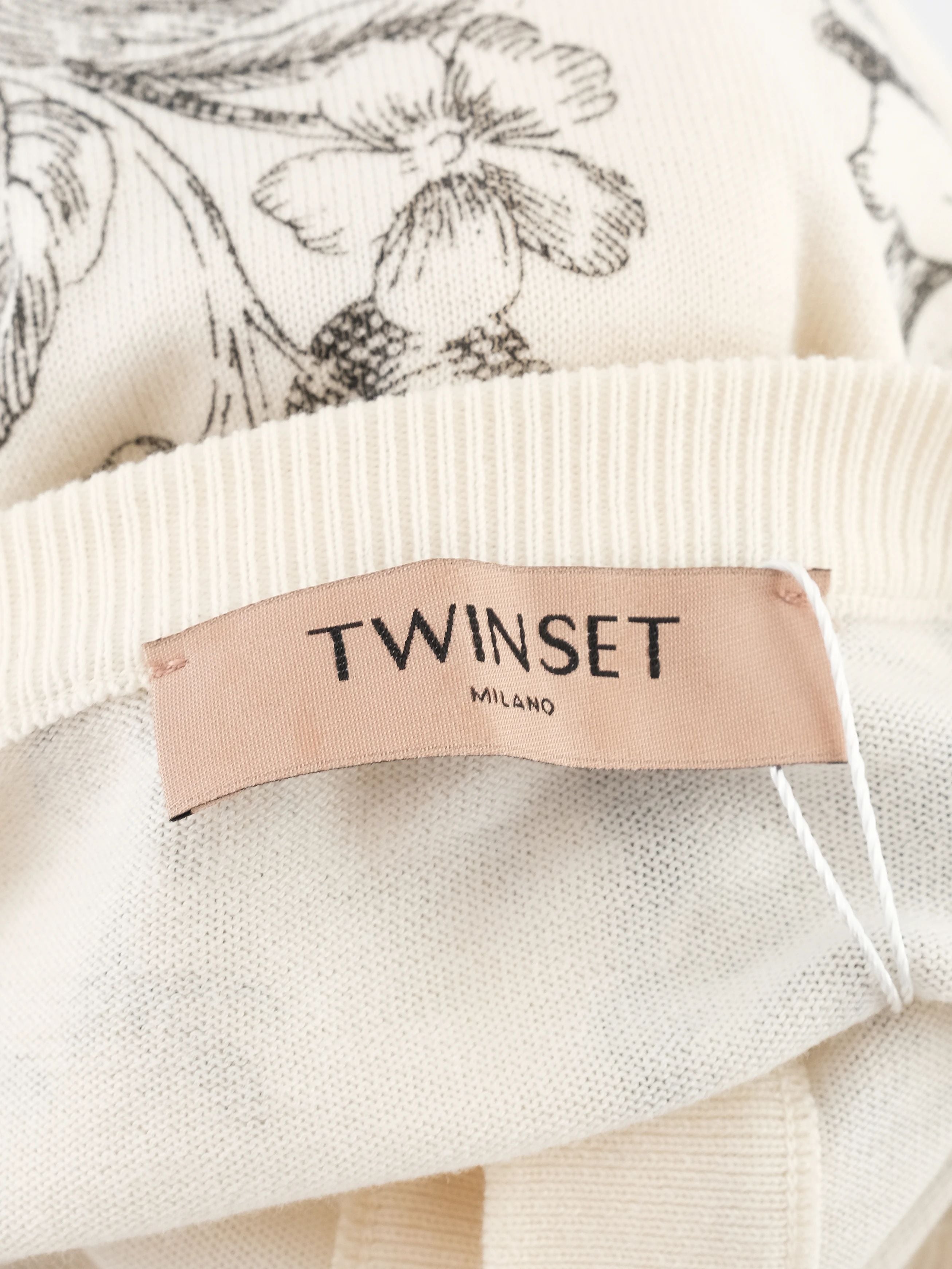 Excellent TWINSET White Floral Pattern Cardigan Size XS