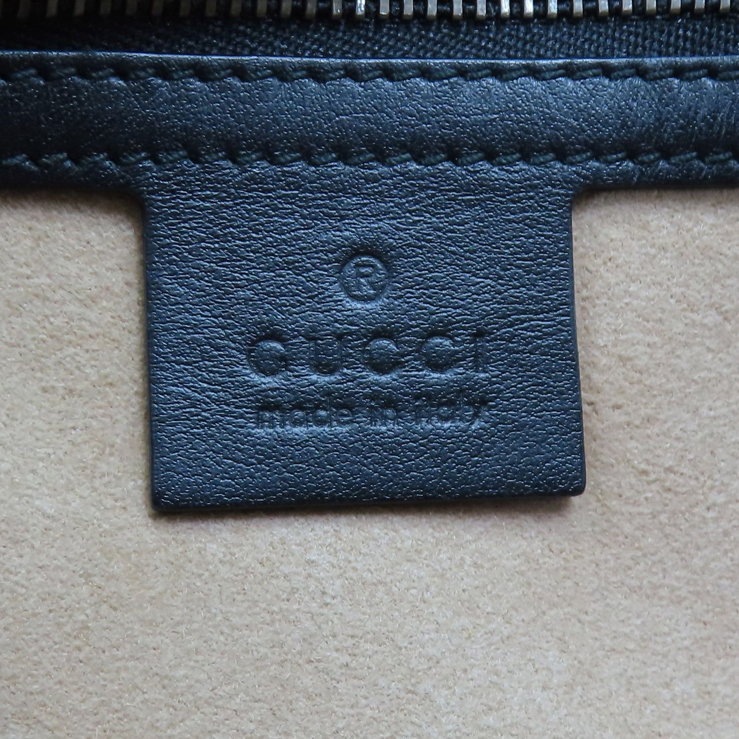 Gucci GG Marmont Small Shoulder Bag Calfskin Black 443497