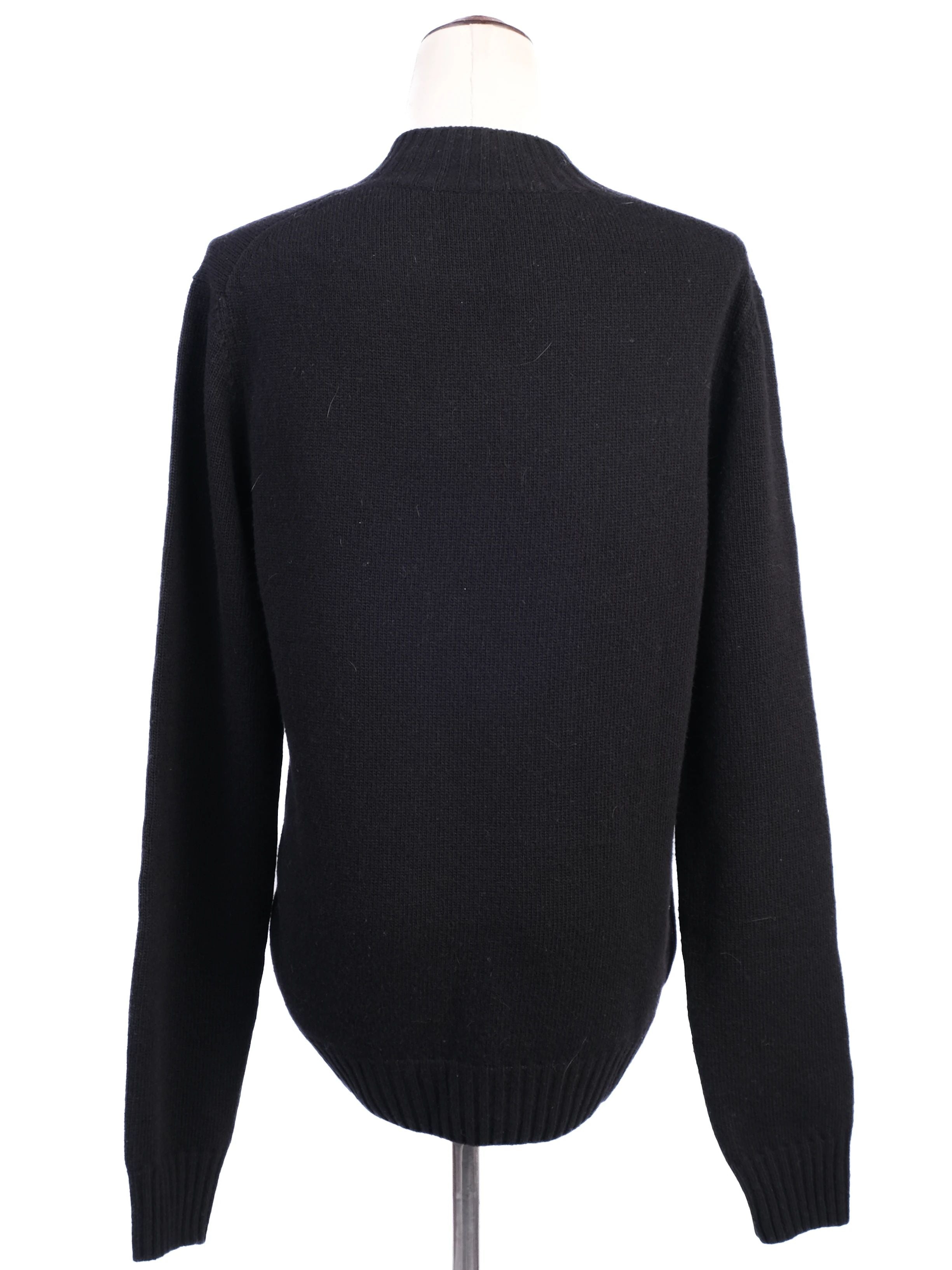 Excellent Dolce Gabbana Black Wool V-Neck Sweater with Logo