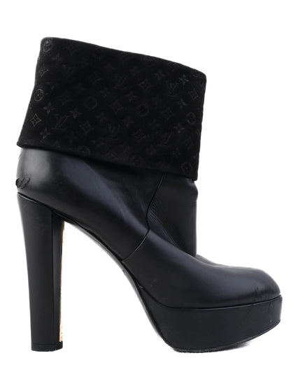 Excellent Louis Vuitton Black Leather Ankle Boots Size 35.5