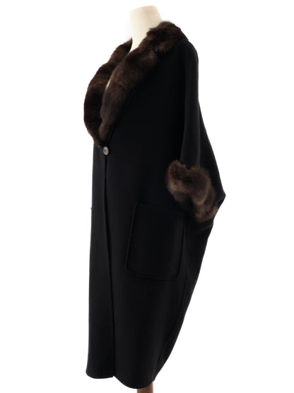 Perfect Loro Piana Black Cashmere Wool Coat with Fur Collar Size M