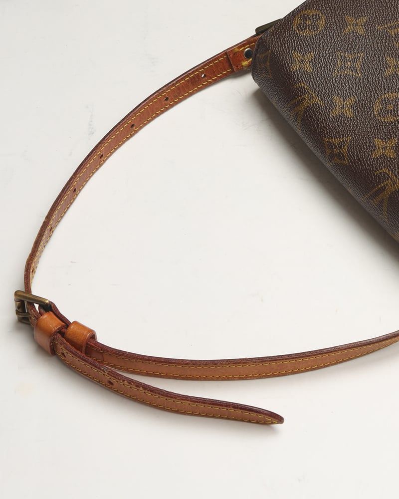 Louis Vuitton Saint Cloud MM, Monogram