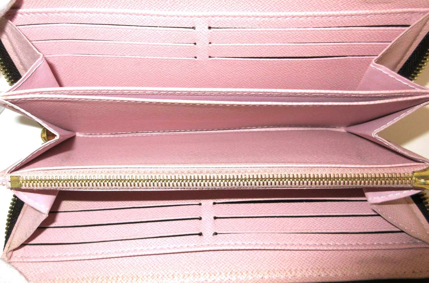 Louis Vuitton Zippy Wallet, Monogram