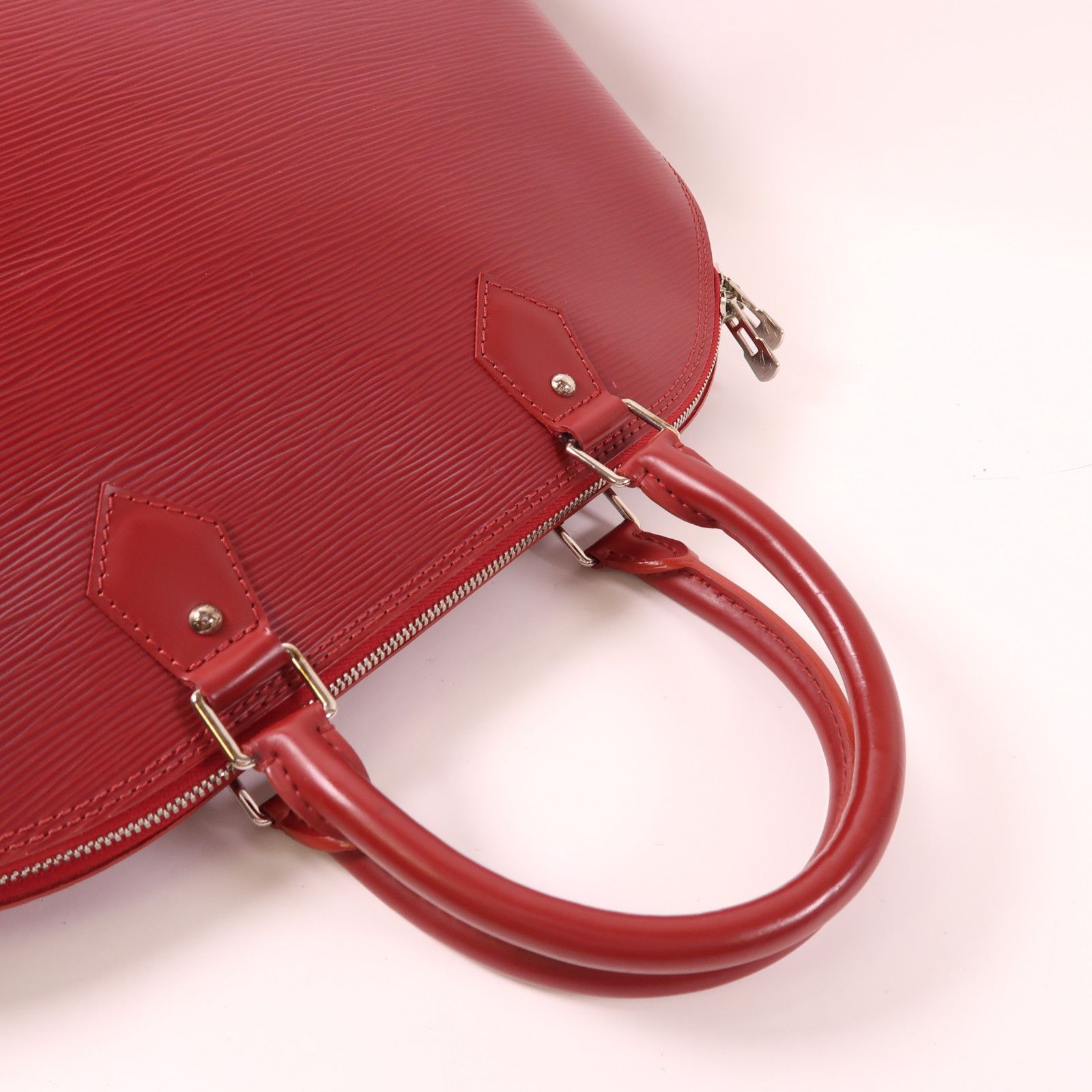 Louis Vuitton Epi Alma Pm Silver-back Handbag Red Handbag M 40490