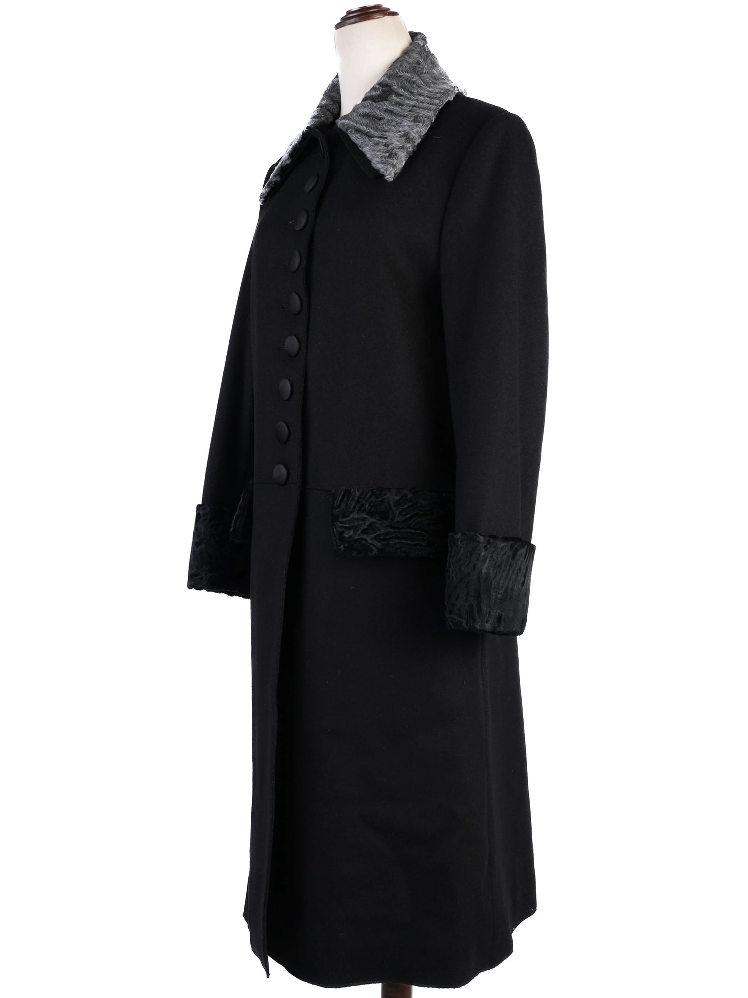 Excellent Dolce Gabbana Black Wool Coat with Textured Collar Size S
