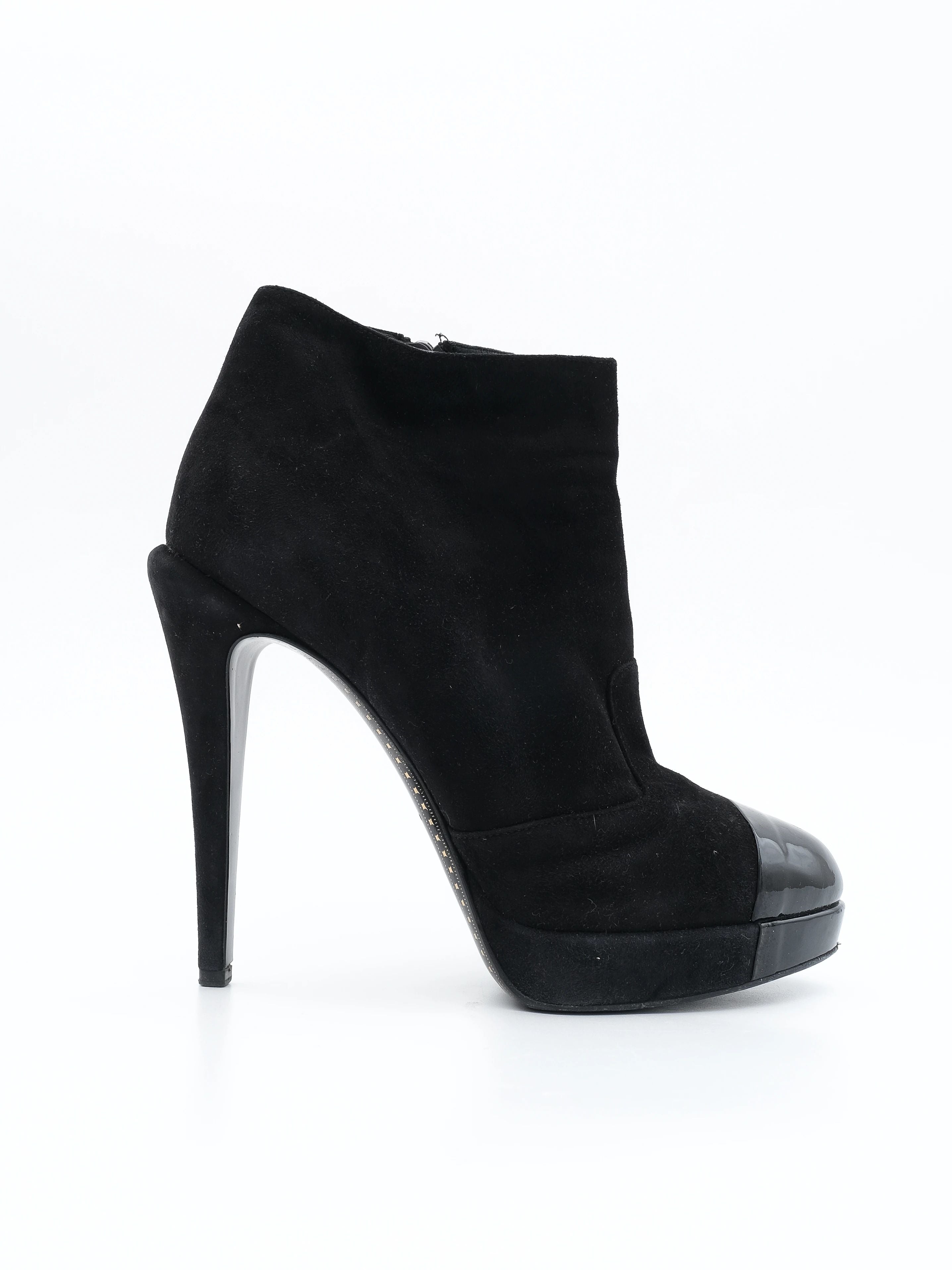 Excellent Chanel Black Leather High-Heeled Ankle Boots Size 38.5