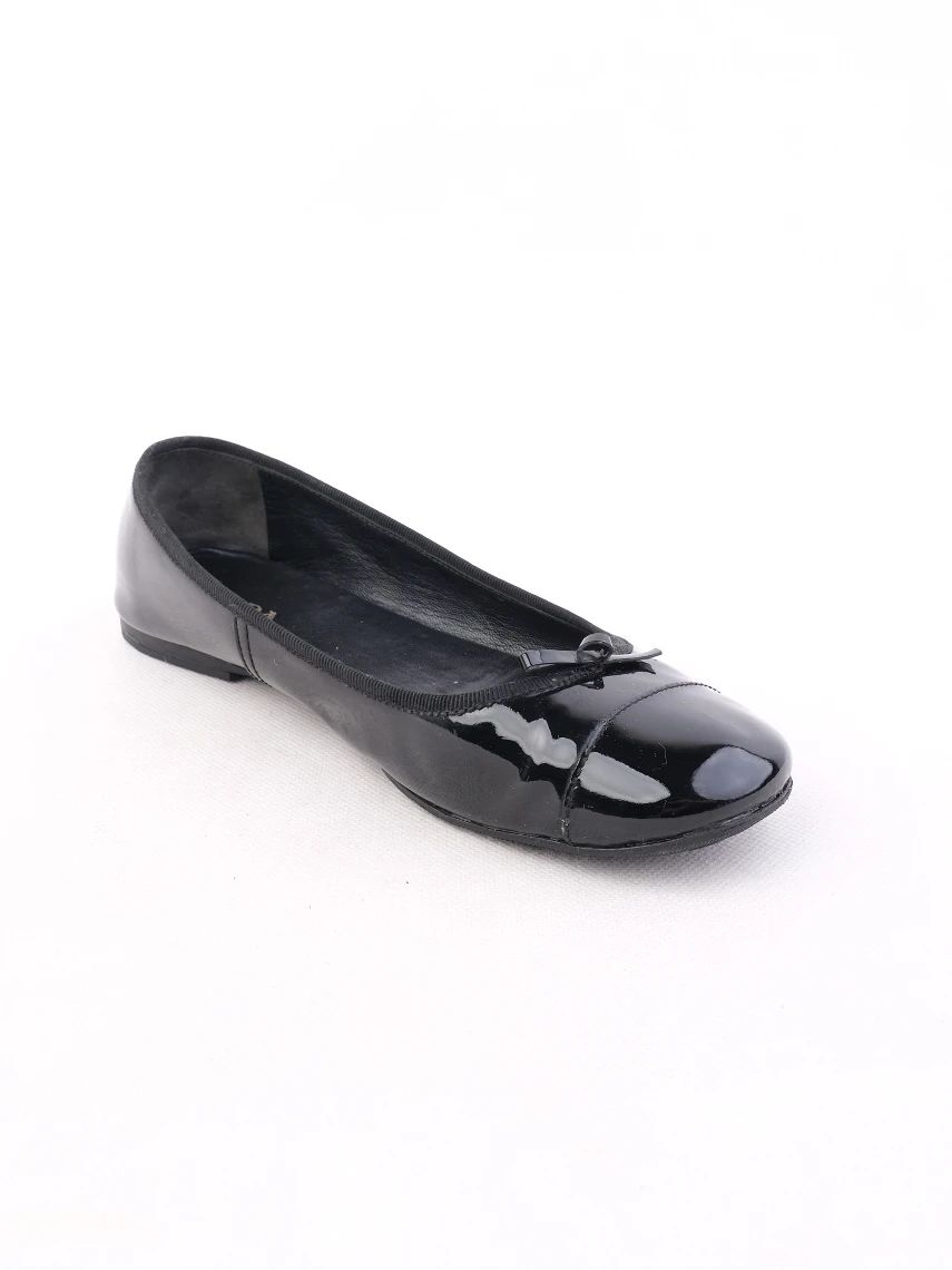 Excellent Prada Black Patent Leather Ballet Flats Size 39