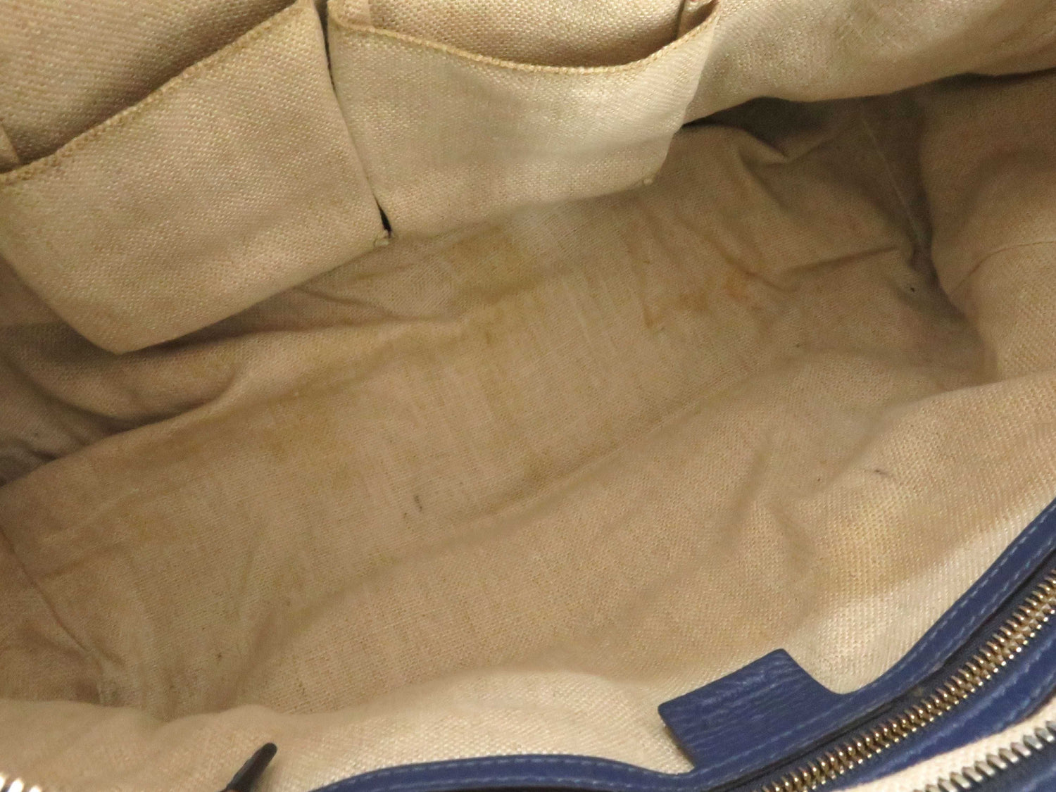 Gucci GG Canvas Bag Handbag