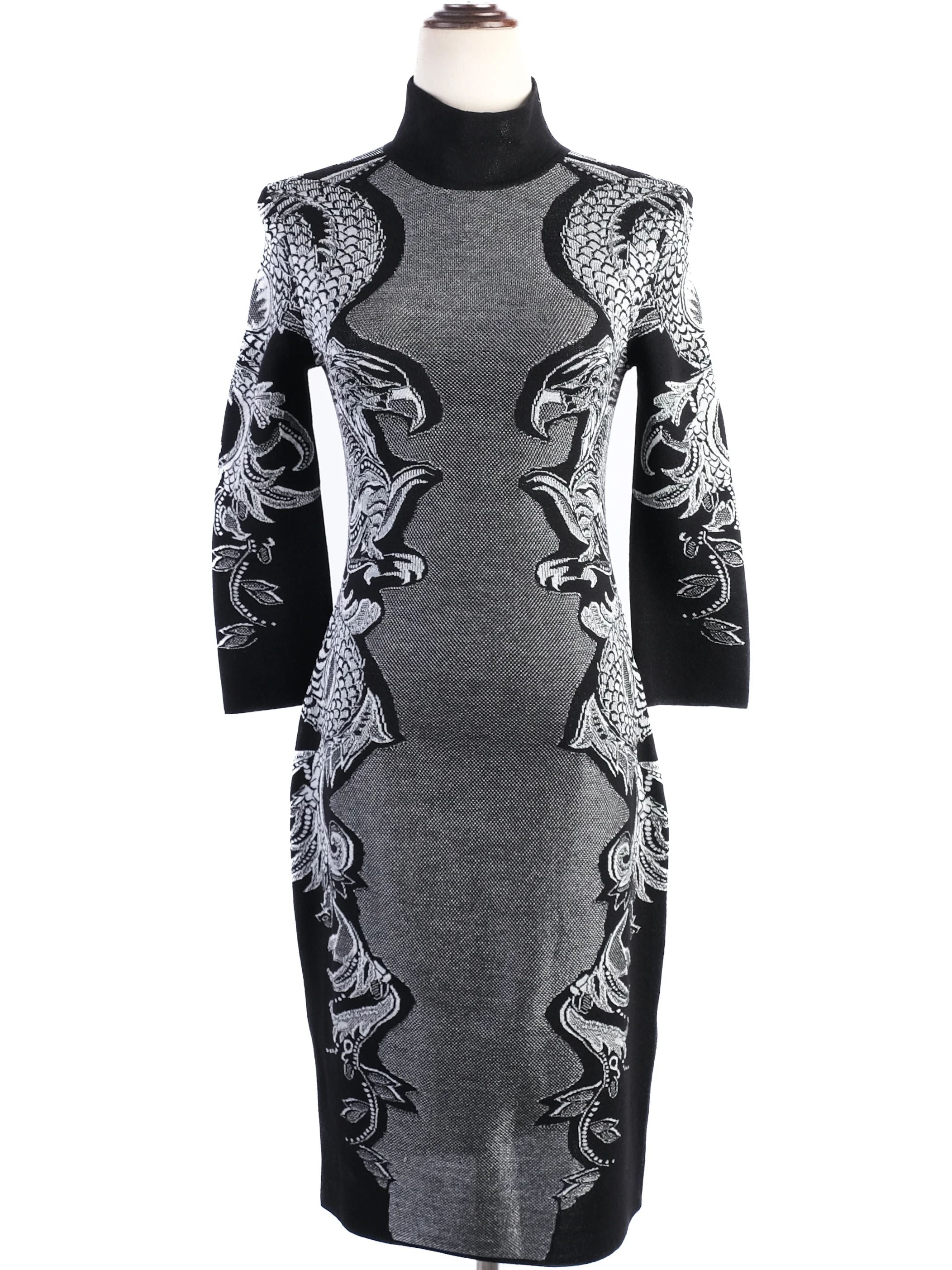 Excellent Roberto Cavalli Black Knit Dress M with Intricate White Patterns