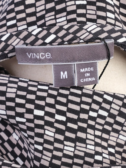 Excellent Vince Black &amp; White Silk Blouse Size M with Geometric Pattern