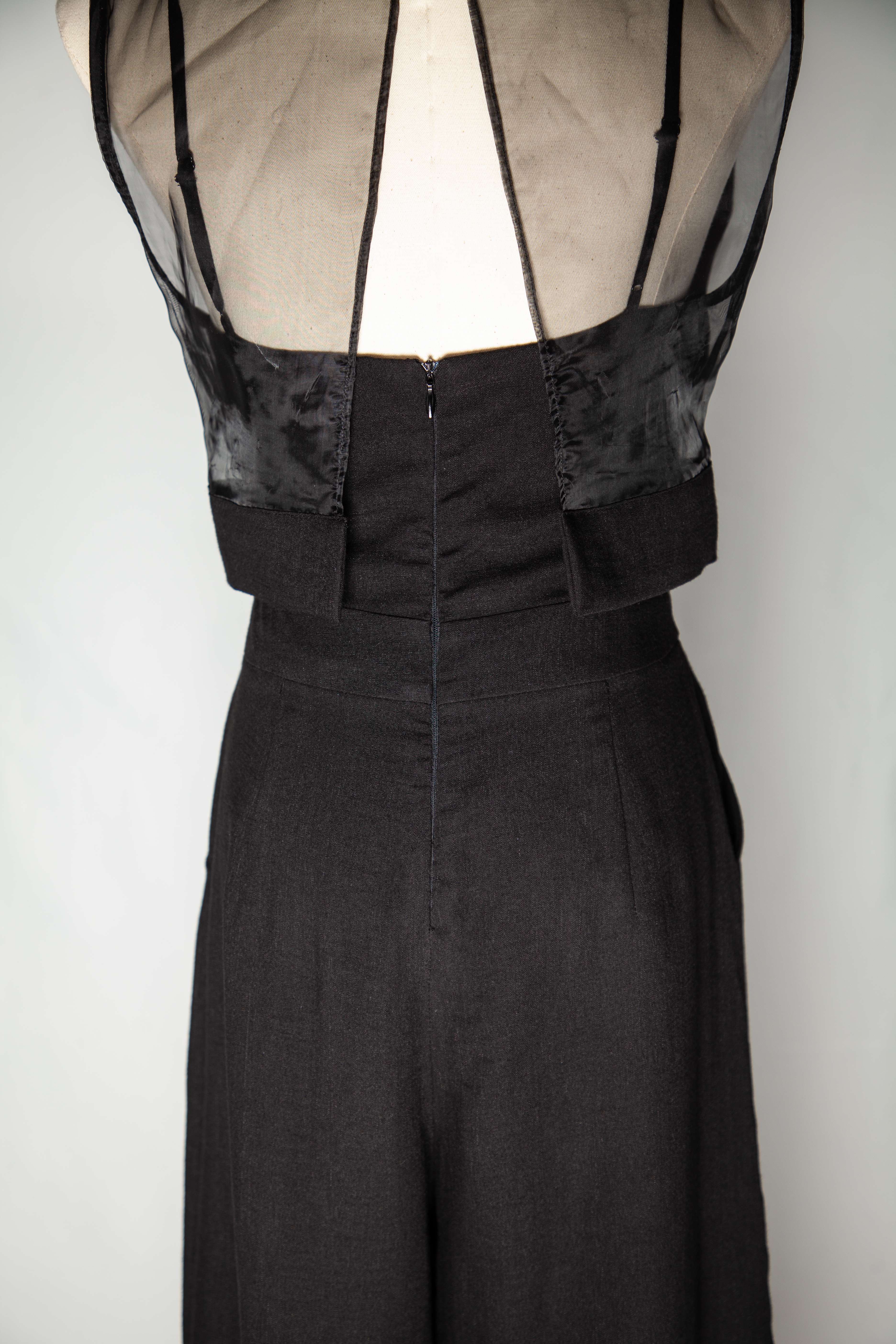 Excellent Barneys Newyork Black Sleeveless Dress V Neck Pleated Design