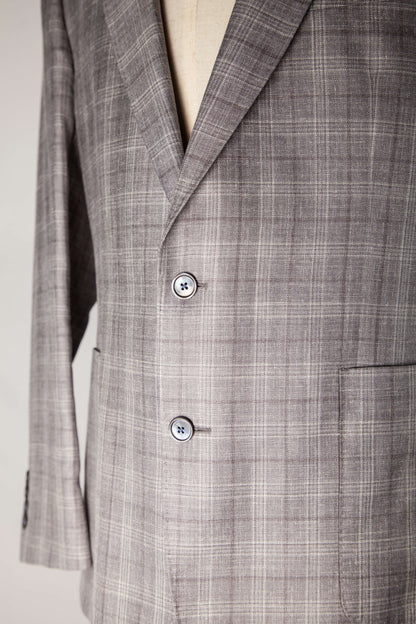 Good Gieves and Hawkes Gray Silk Plaid Suit Size S