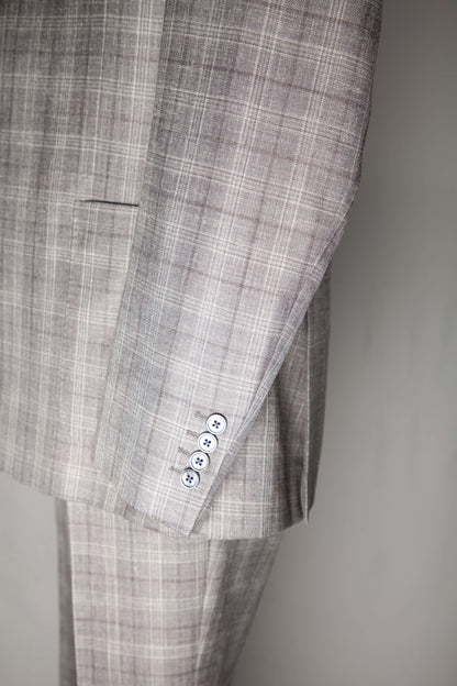 Good Gieves and Hawkes Gray Silk Plaid Suit Size S