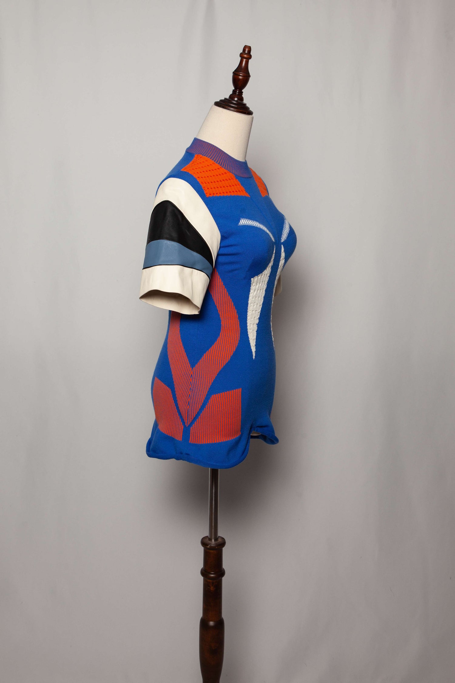 Excellent Louis Vuitton Blue Angora Wool Top with Abstract Patterns