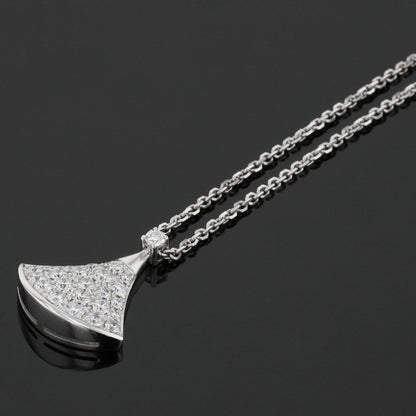 Bulgari DivasÕ Dream diamonds and gold necklace