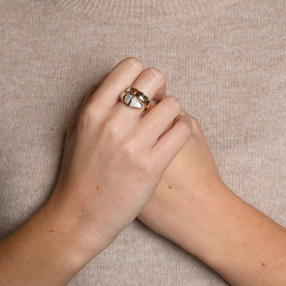 Bulgari Serpenti Viper mother-of-pearl and gold ring