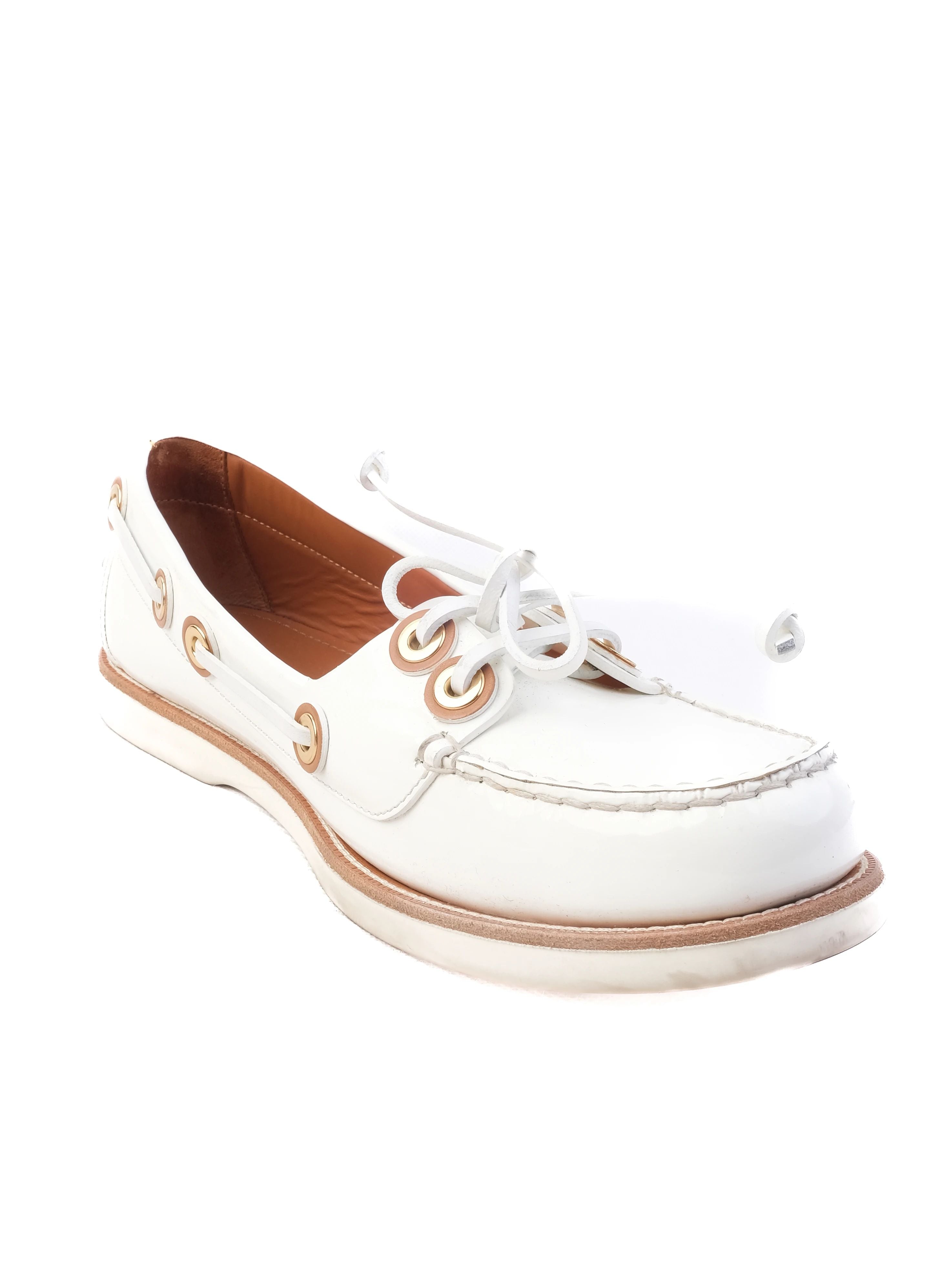 Excellent Louis Vuitton Women White Leather Boat Shoe Size 40