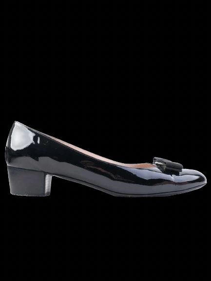 Excellent Salvatore Ferragamo Black Leather Shoes Size 40 with Bow