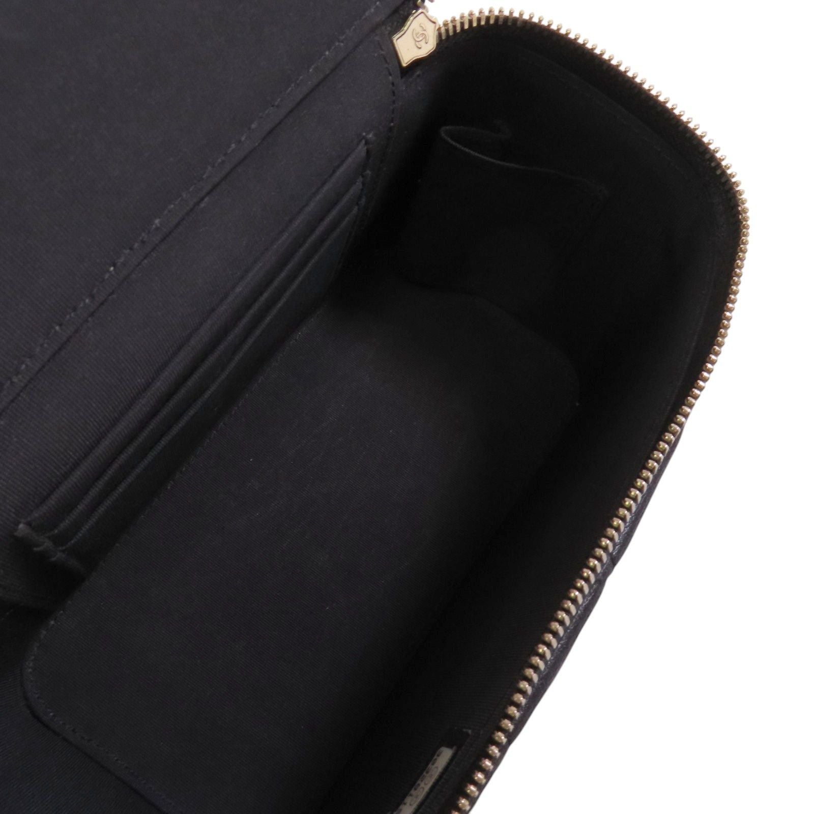 Chanel Black Sheepskin Leather Vanity Case Hand-handed Shoulder Bag 2way Shoulder Bag Lambskin (sheep Leather)