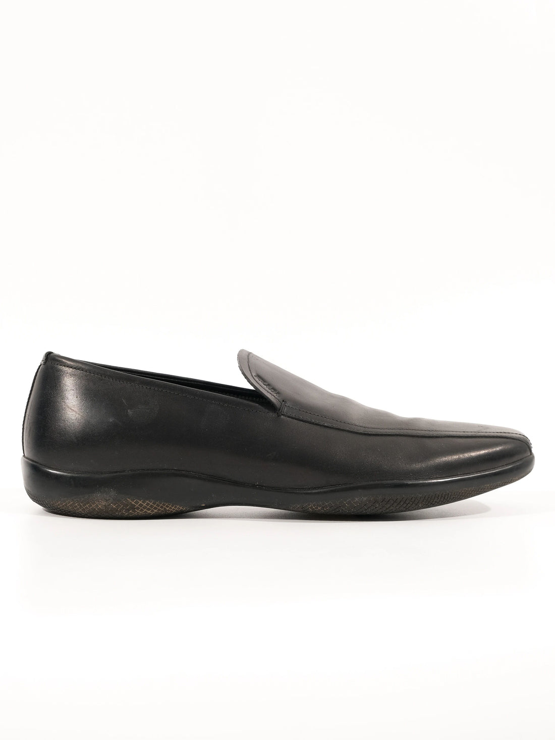 Excellent Prada Black Leather Slip-On Shoes Size 41 for Men