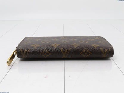 Louis Vuitton Zippy Wallet, Monogram