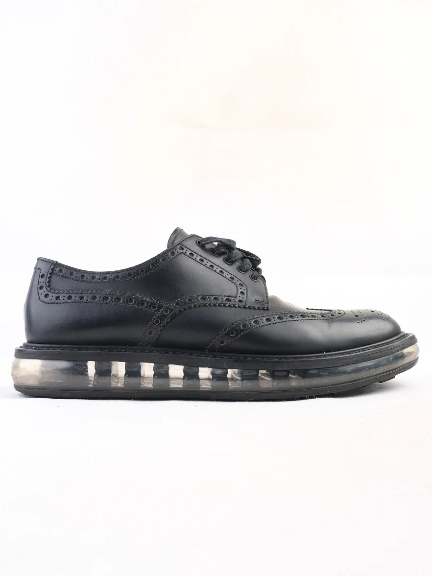Excellent Prada Black Leather Brogue Shoes Size 40.5 with Air Cushion