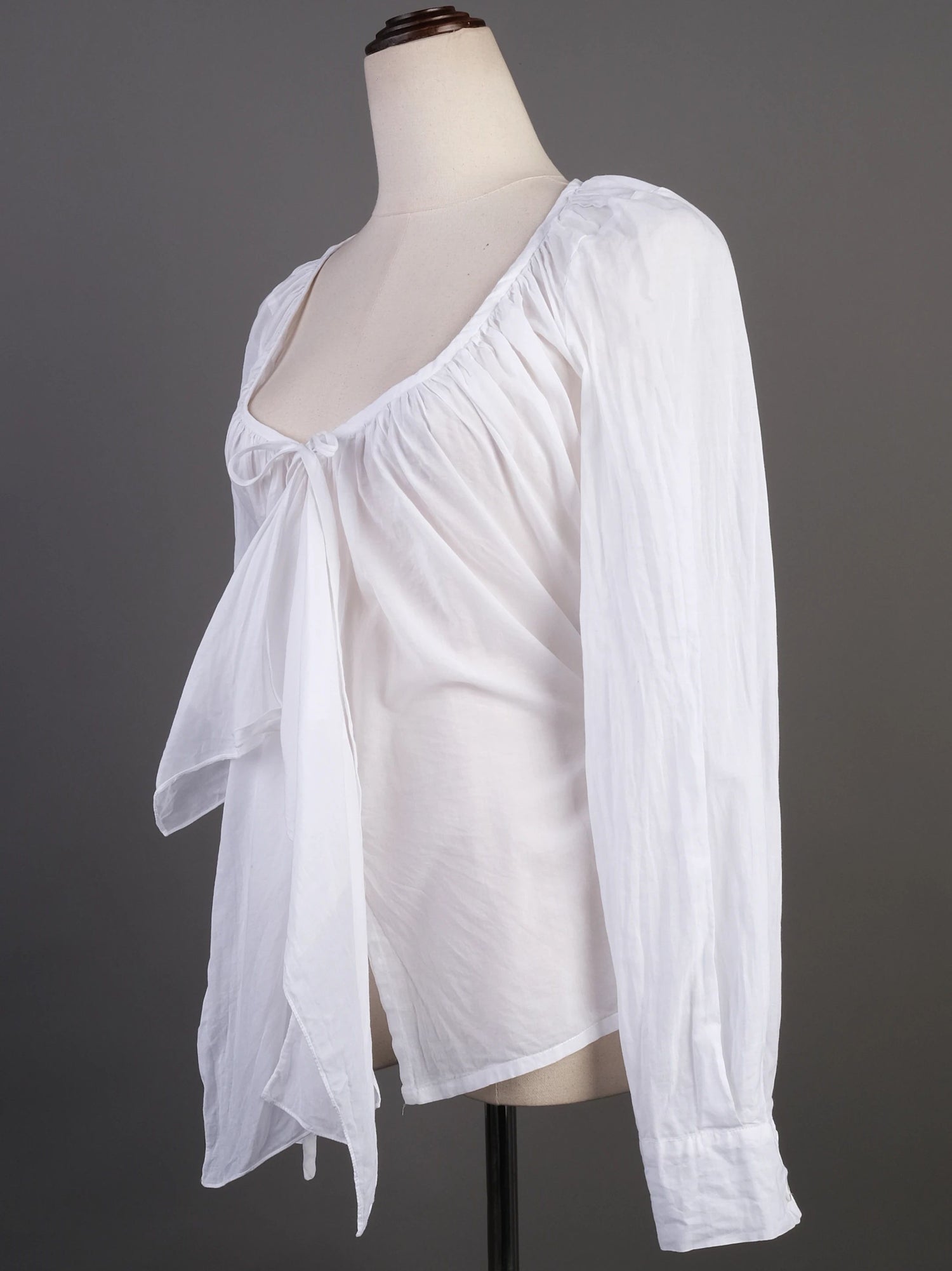 EXCELLENT Plein Sud White Cotton Blouse with Tie Front Design