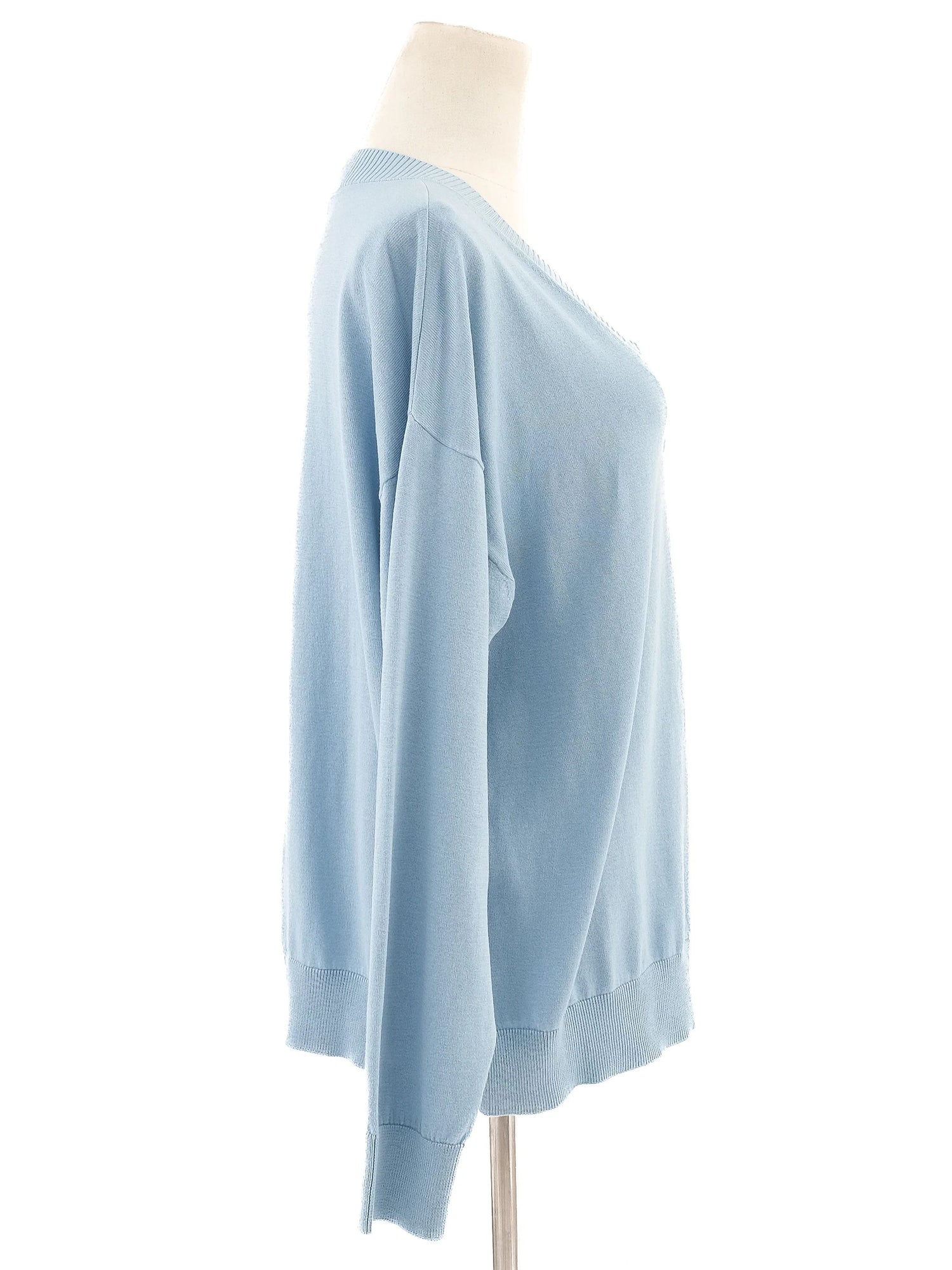 NEW Weekend MaxMara Light Blue Silk V-Neck Sweater Size L