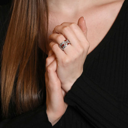 Cartier Baiser du Dragon diamonds, enamel and gold ring