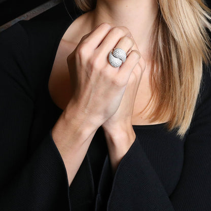 Cartier Le Ying et Le Yang diamonds and gold ring