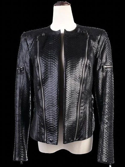 Excellent Punto Black Leather Jacket with Textured Pattern