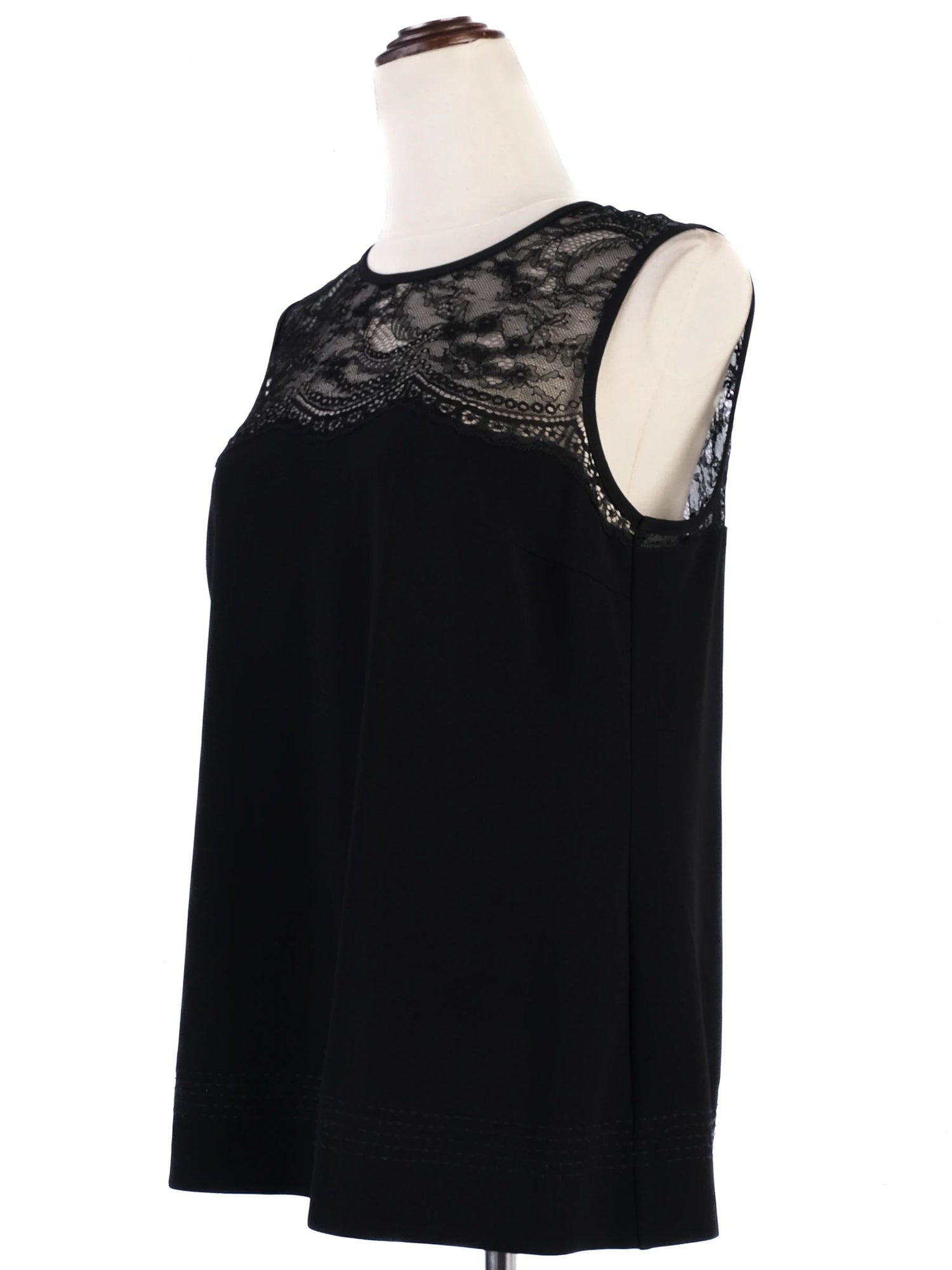 Excellent Strenesse Black Sleeveless Top with Lace Detailing Size M