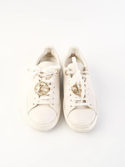 Excellent Louis Vuitton White Leather Sneakers Size 35 with Logo