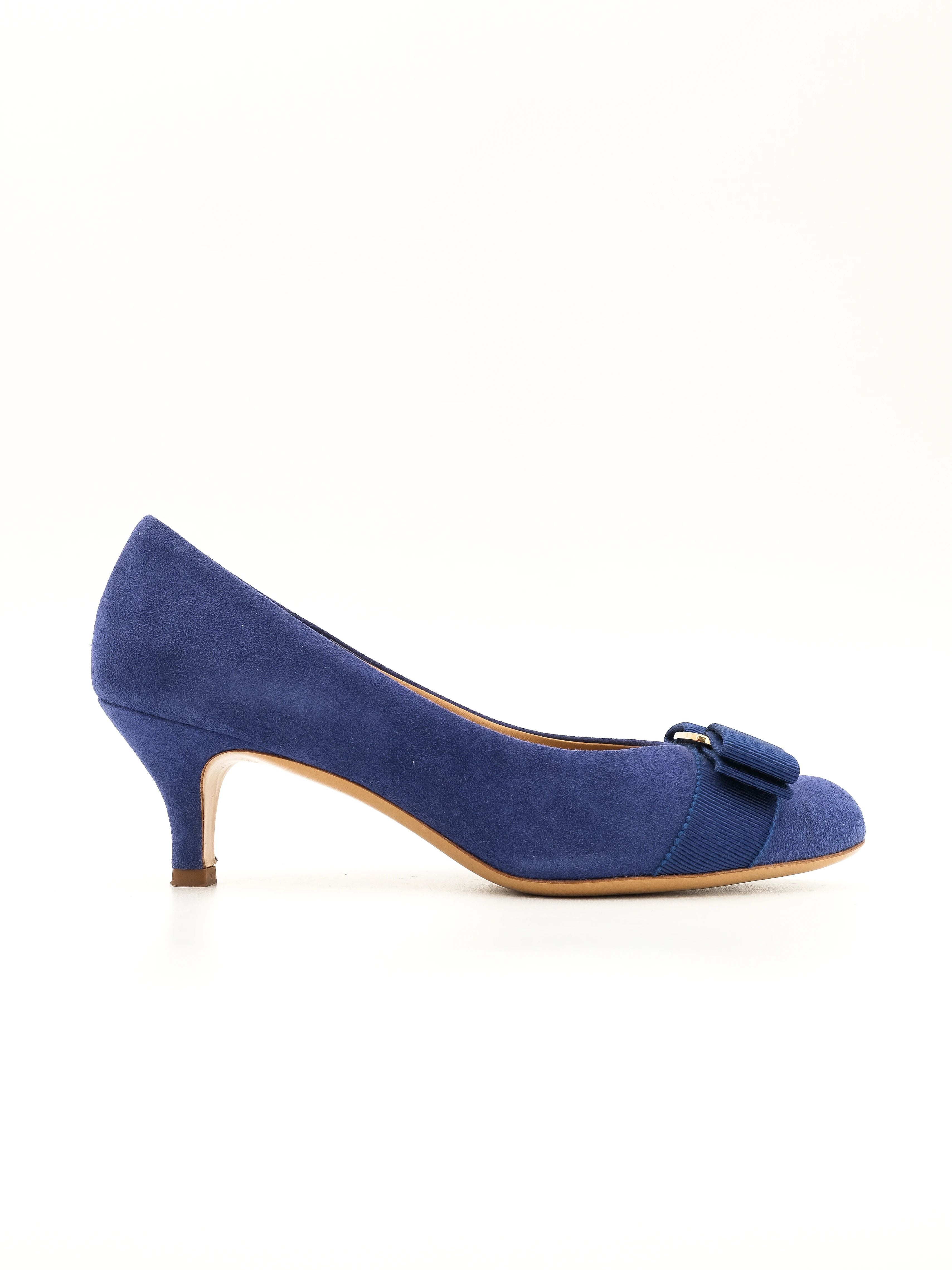 Excellent Salvatore Ferragamo Blue Genuine Suede Women&